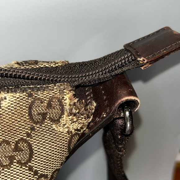Authentic Gucci messenger bag 🌟REHAB - Picture 5 of 13